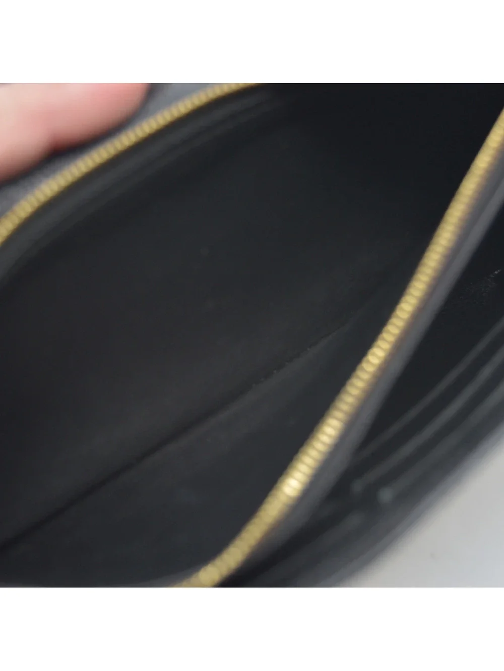 2016 Louis Vuitton Empreinte Sarah Wallet NM Black CA2116